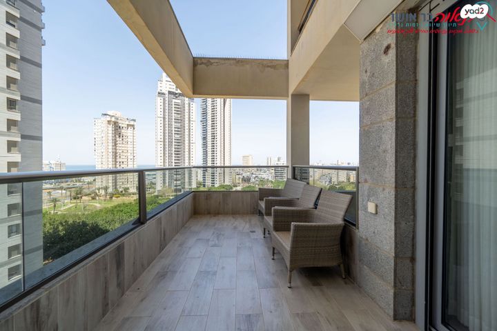 דירה, הנביאים, בת ים