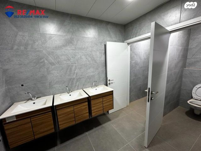 מבני תעשיה, בזלת, אזור תעשיה כרמיאל מזרחי, כרמיאל