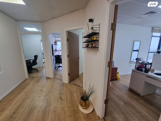 משרדים, משה לוי 11, מב"ת מערב, אזור תעשייה חדש, ראשון לציון