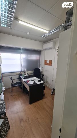 משרדים, לח"י, בני ברק