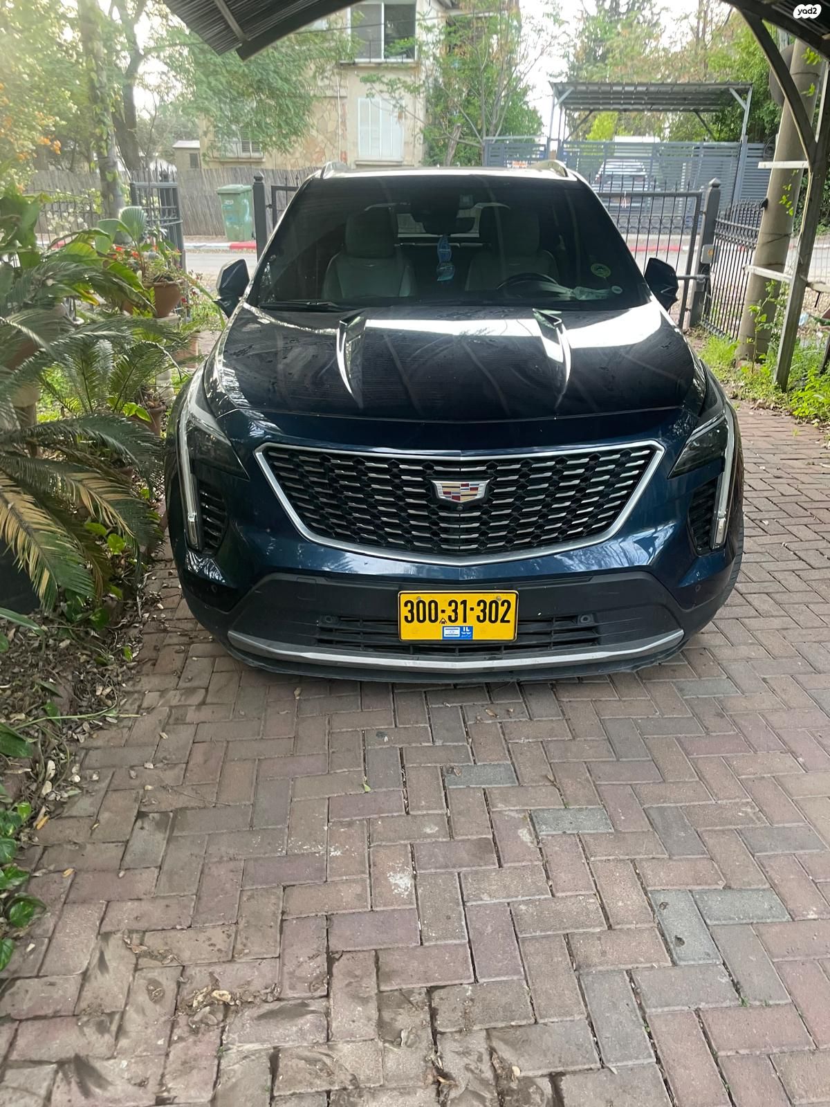 מודעת רכב קאדילק XT4