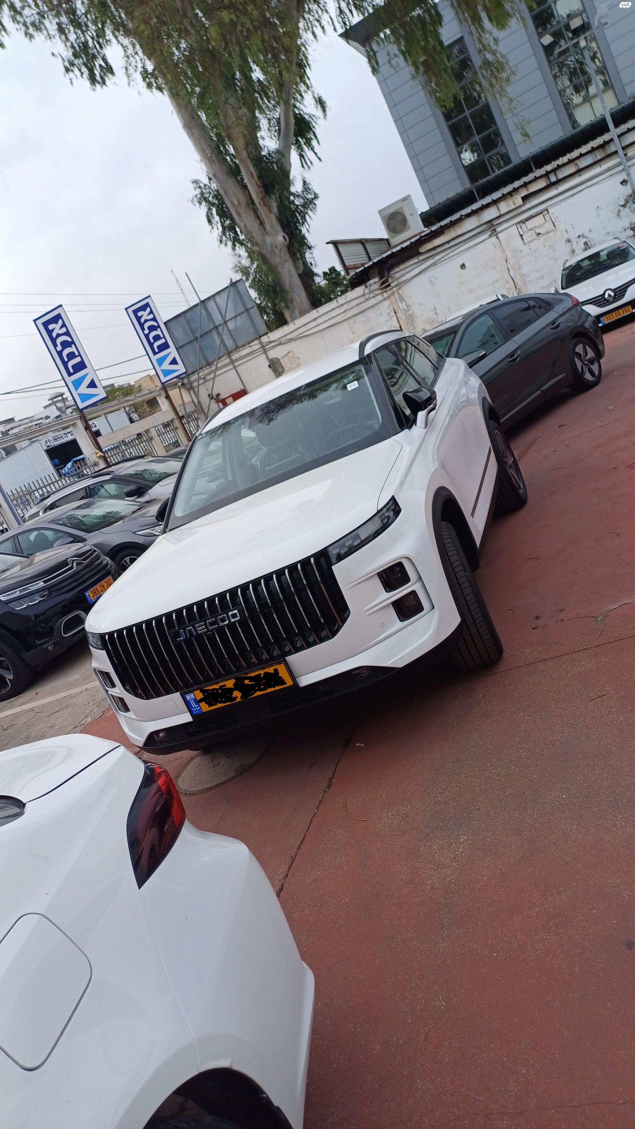 מודעת רכב ג'אקו J7