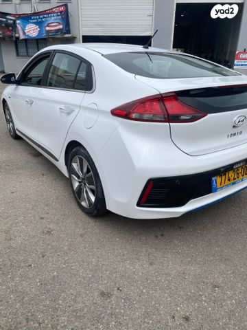 יונדאי איוניק