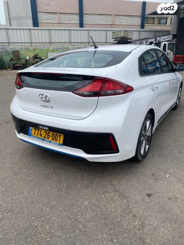 יונדאי איוניק