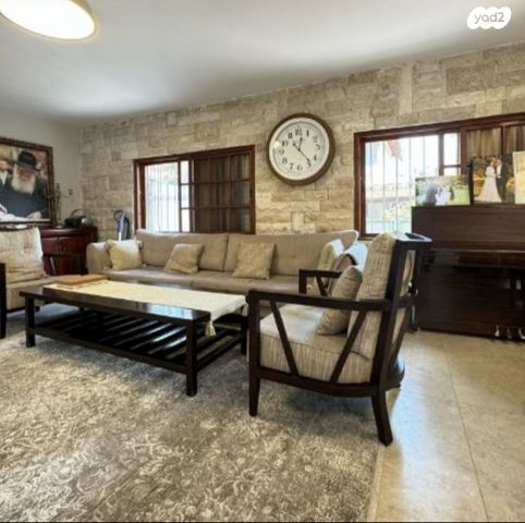 בית פרטי/ קוטג', משה דיין 16, יגאל אלון, קרית מלאכי