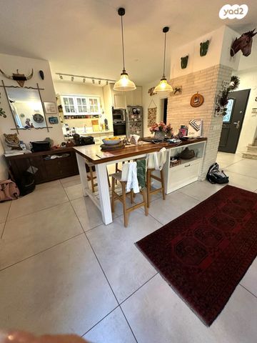 בית פרטי/ קוטג', קרית הסביונים, יהוד מונוסון