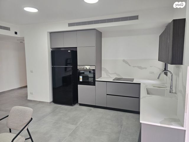 דירת גן, אחוזה, חיפה