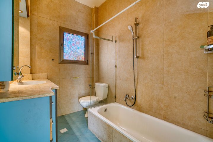 גג/ פנטהאוז, צהלון, שיכוני חסכון, תל אביב יפו