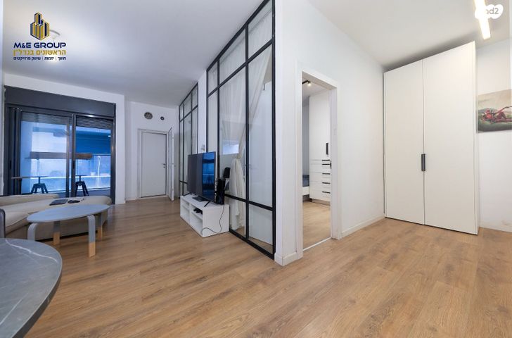 רמז, מערב ותיק