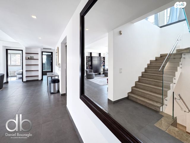 גג/ פנטהאוז, בקעה, ירושלים