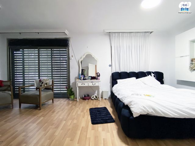 בית פרטי/ קוטג', המגילה 83, נווה חוף, ראשון לציון