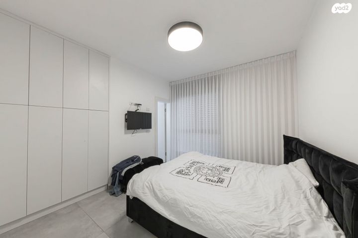 דירה, עמנואל זיסמן, חומת שמואל, הר חומה, ירושלים