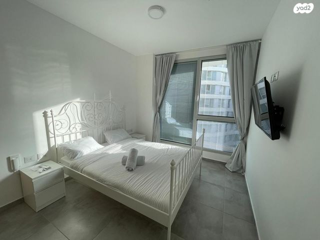 דירה, גרציאני יצחק 6, גני שרונה, קרית הממשלה, תל אביב יפו