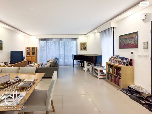 דירת גן, מקור חיים, מקור חיים, ירושלים