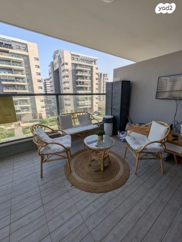 דירה, נחל ירקון, כרמי גת, קרית גת