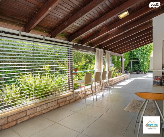 בית פרטי/ קוטג', גבעת אוויה, יהוד מונוסון