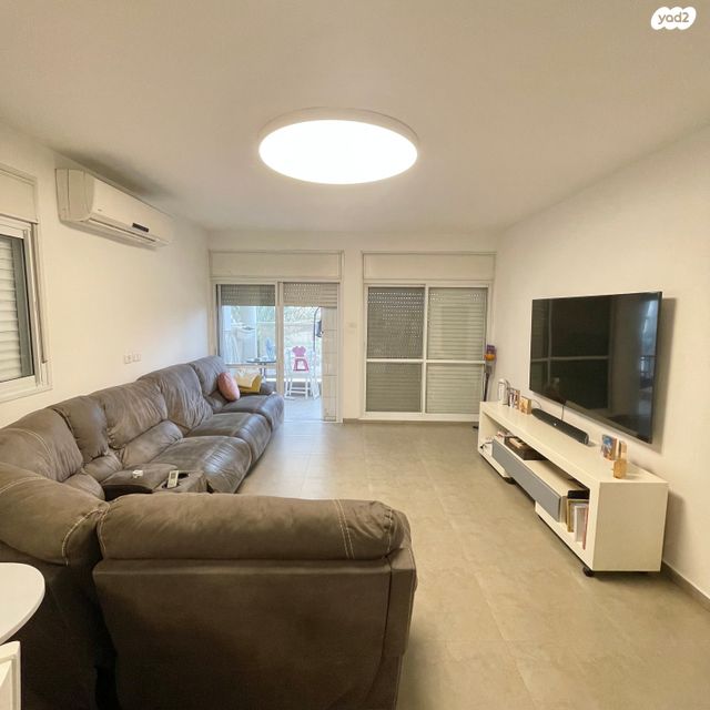 דקר 7