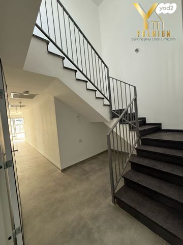 גג/ פנטהאוז, רנ"ס, מוצקין הותיקה, קרית מוצקין