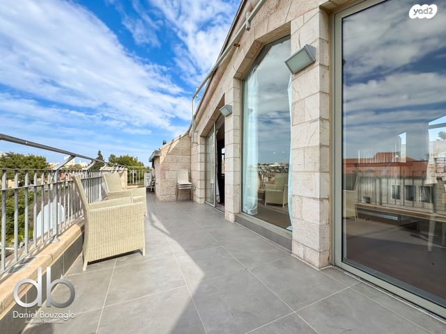 גג/ פנטהאוז, בקעה, ירושלים