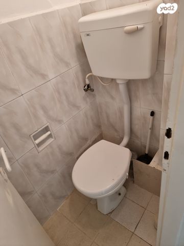 דירה, טשרניחובסקי 26, לב העיר, בת ים