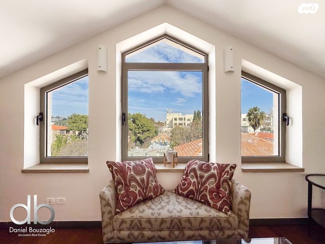 גג/ פנטהאוז, בקעה, ירושלים