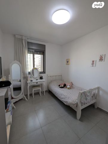 דירה, נחל ירקון, כרמי גת, קרית גת