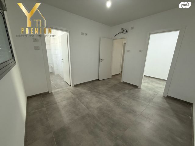 גג/ פנטהאוז, רנ"ס, מוצקין הותיקה, קרית מוצקין