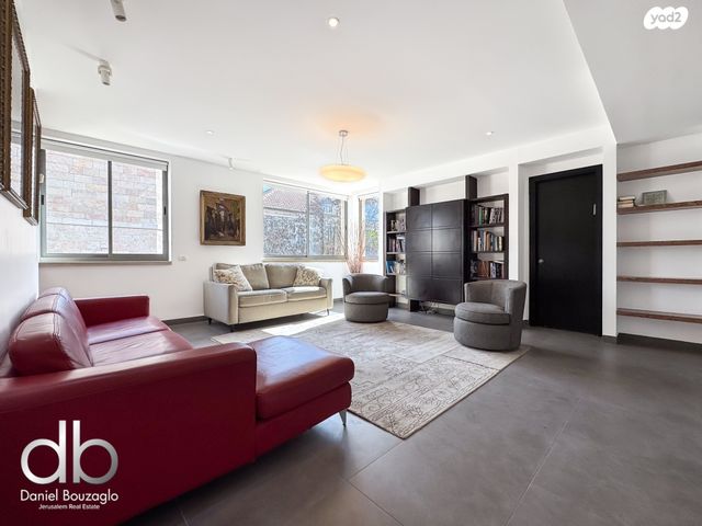 גג/ פנטהאוז, בקעה, ירושלים