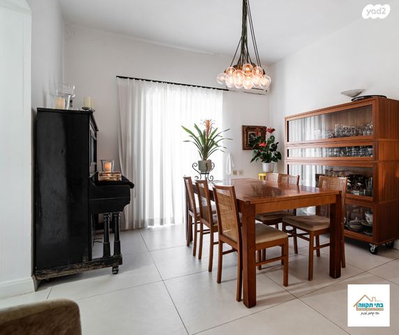 בית פרטי/ קוטג', גבעת אוויה, יהוד מונוסון