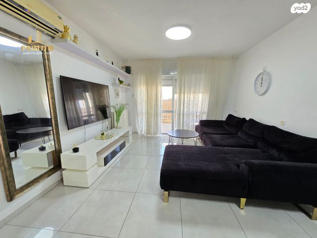 שמואל תמיר כצנלסון 