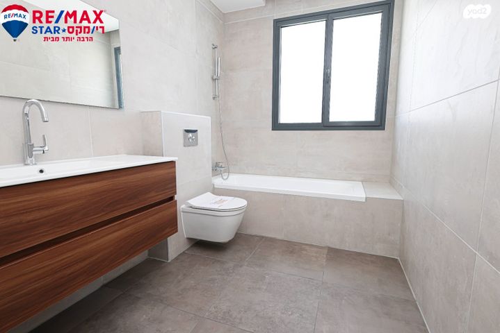 גג/ פנטהאוז, הרצליה