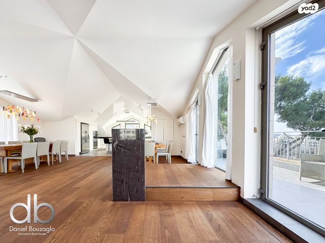 גג/ פנטהאוז, בקעה, ירושלים