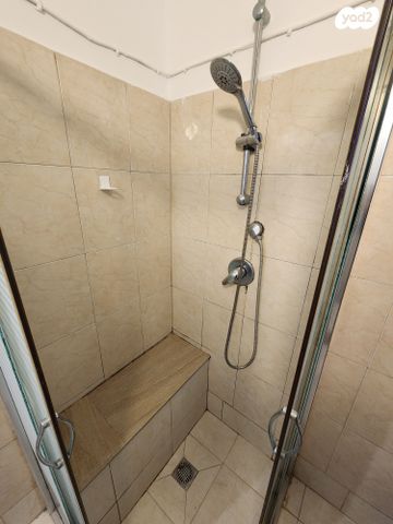 דירה, ביאליק 5, צפון מערב מרכז העיר, נתניה