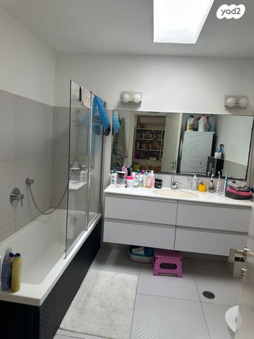 בית פרטי/ קוטג', תרפ"ד, נווה רסקו, רמת השרון