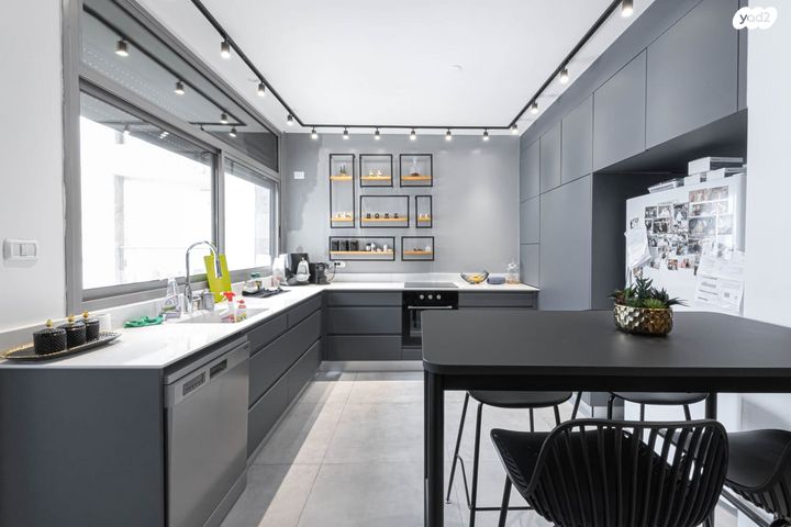 עמנואל זיסמן 