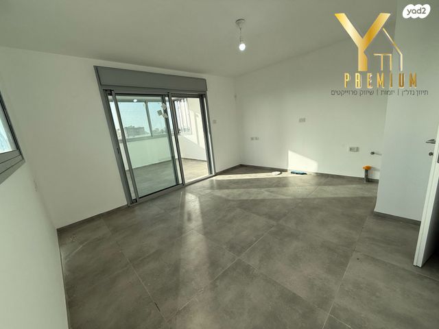 גג/ פנטהאוז, רנ"ס, מוצקין הותיקה, קרית מוצקין