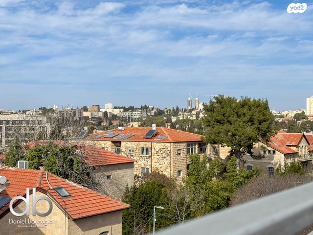 גג/ פנטהאוז, בקעה, ירושלים