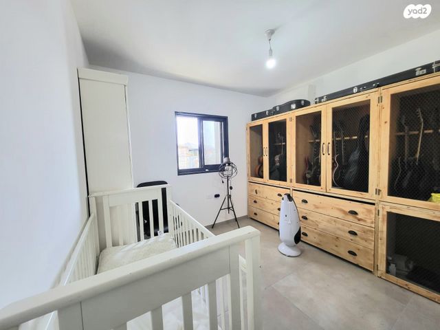 גג/ פנטהאוז, השקד, נופי החורש, מבשרת ציון