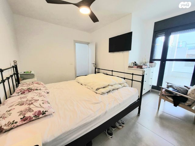 גג/ פנטהאוז, השקד, נופי החורש, מבשרת ציון