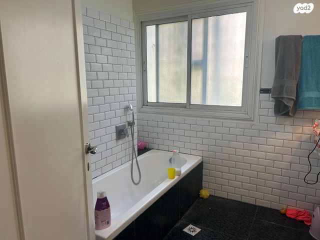 דירת גן, מרכז, הרצליה