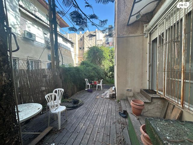 דירת גן, מרכז, הרצליה