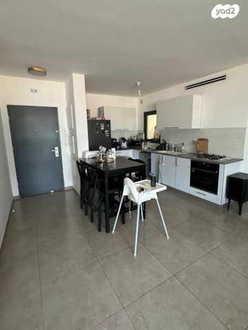 דירה, פרדסיה