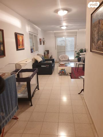 דירה, פסגת זאב, ירושלים