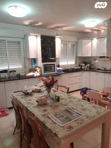 דירה, פסגת זאב, ירושלים