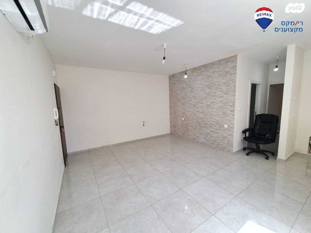 דירה, הרברט סמואל 90, מרכז העיר, חדרה