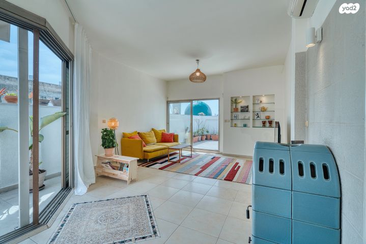 גג/ פנטהאוז, צהלון, שיכוני חסכון, תל אביב יפו