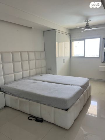 דירה, הרצל רוזנבלום, גלילות, תל אביב יפו