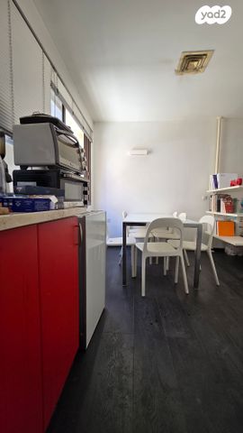 משרדים, בית הלל, מונטיפיורי, הרכבת, תל אביב יפו