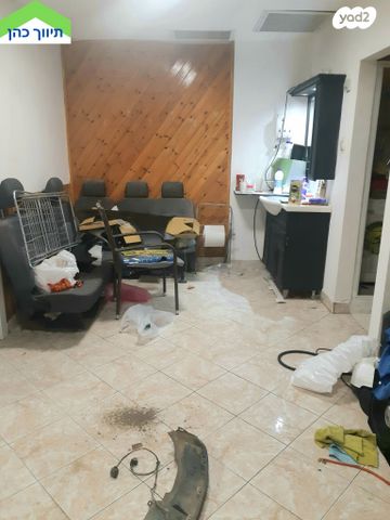 אולמות, המרכבה, אזור תעשיה ב, חולון