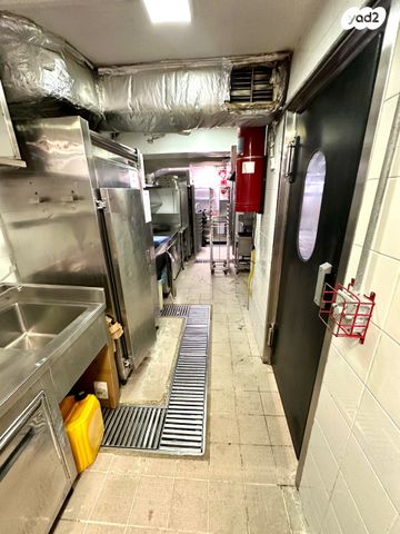 חנויות/ שטח מסחרי, אבן גבירול, גני שרונה, קרית הממשלה, תל אביב יפו